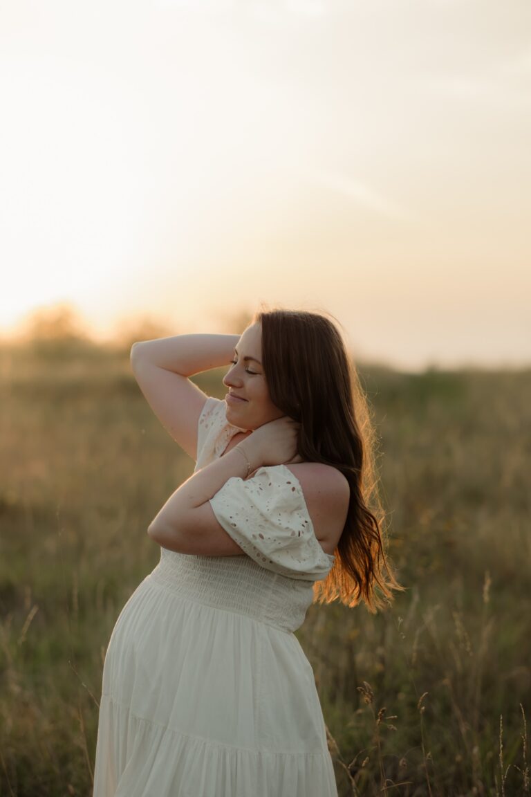 těhotenské focení praha v přírodě venku