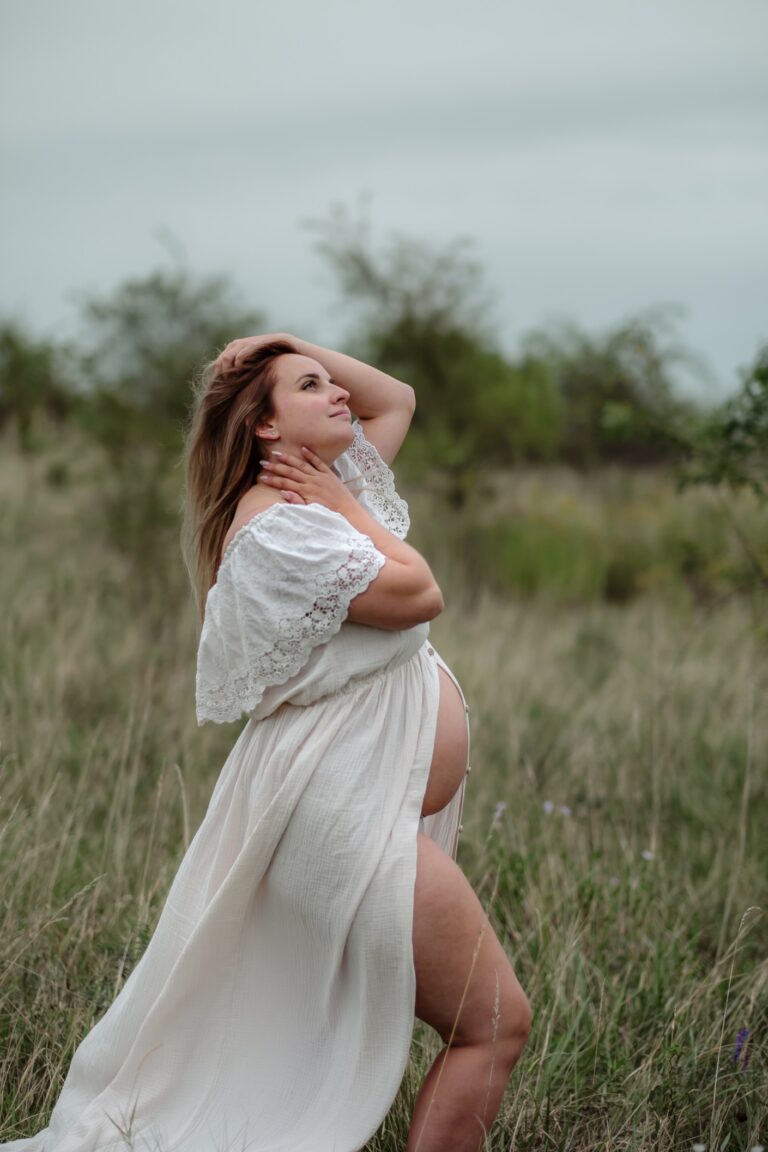 těhotenské focení praha v přírodě