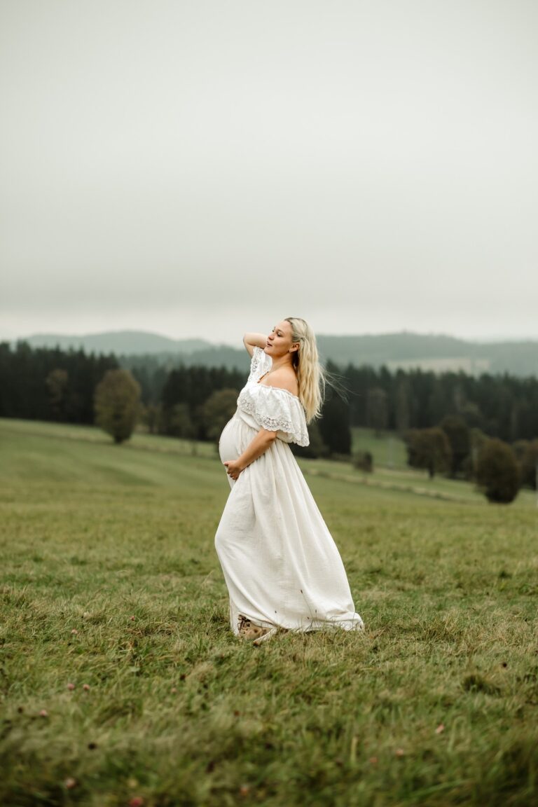 Těhotenské focení venku Liberec Jizerské hory