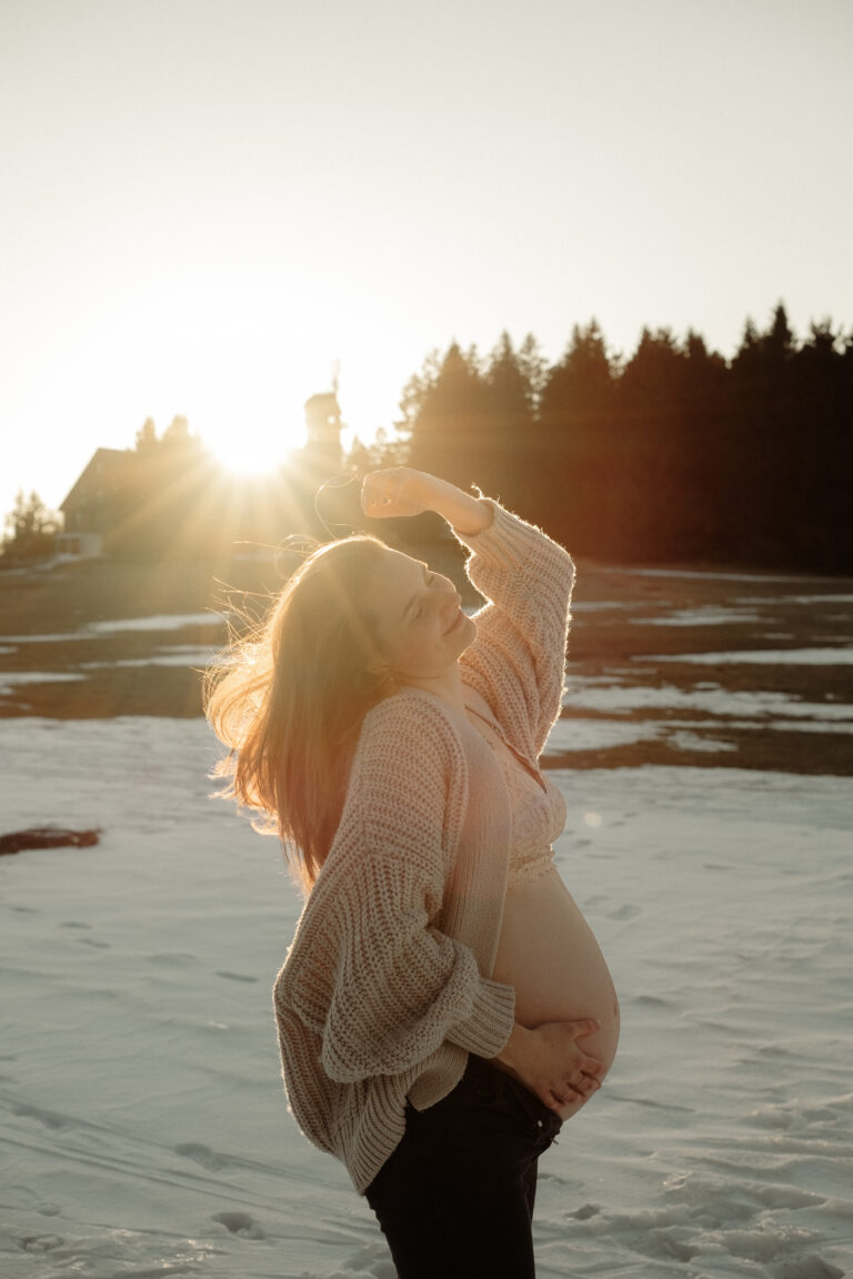 tehotenske-foceni-v-prirode-praha-ricany-benesov-jesenice-kamenice-uvaly-vlasim-mnichovice-cercany-pysely-velke-popovice-dolni-brezany-pruhonice-votice-sazava-jilove-kostelec-zdiměřice 2 (10)