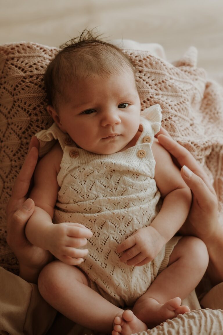 Profesionální newborn focení Benešov – zachycení prvních dnů života