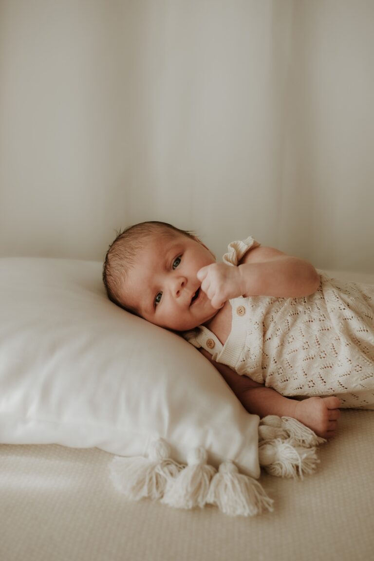 Newborn focení Říčany – focení novorozence v prvních dnech života